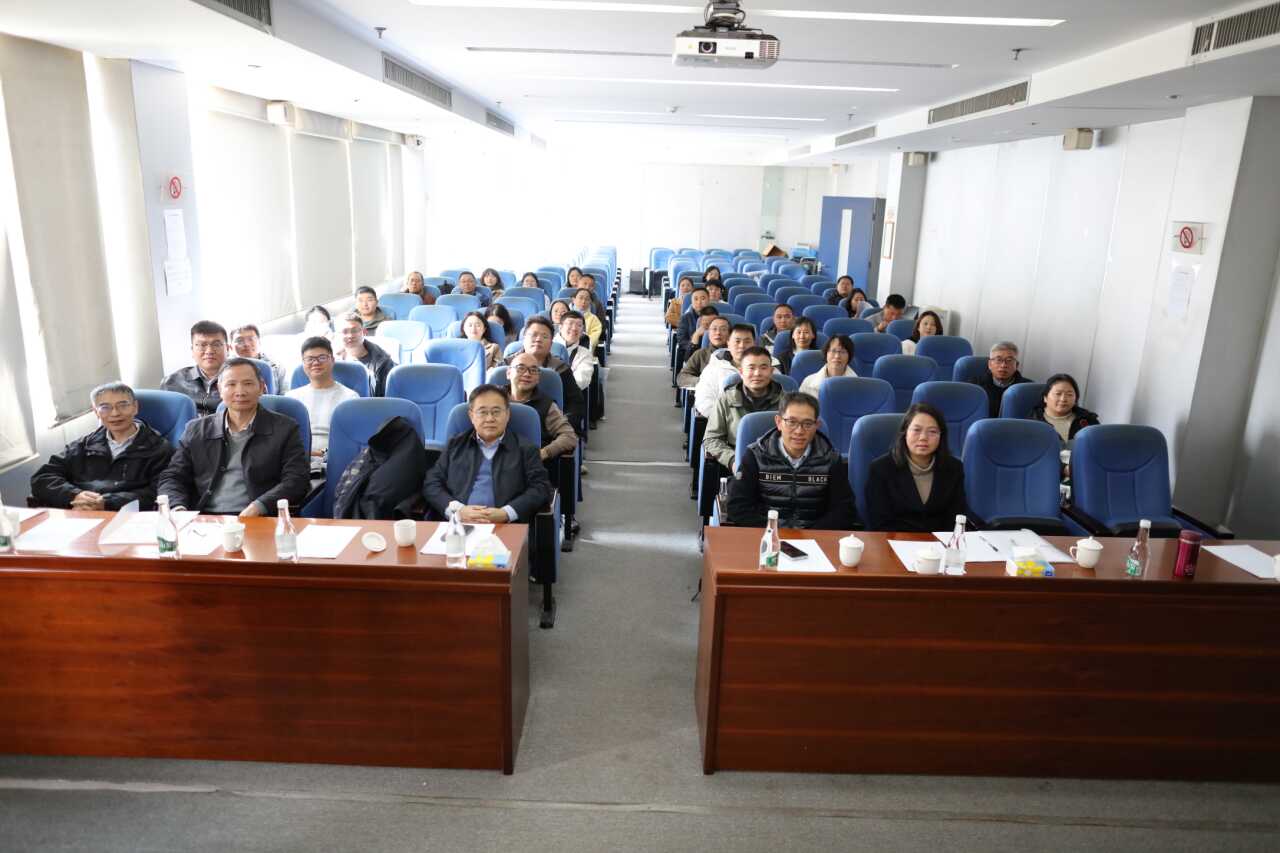 <a href="./news/xw/202512/t20251219_8030184.html">云南省实验动物学会理事会暨标准化专业委员会在昆明成功召开</a>